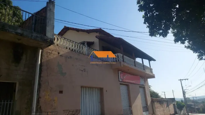 Casa e Loja em lote de 417 ² no Bairro Céu Azul em Belo Horizonte/MG