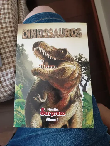 Álbum Nestlé Surpresa vol1 Dinossauros
