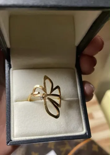 Anel H.Stern Flor - Coleção Oscar Niemeyer - Ouro 18K com diamante