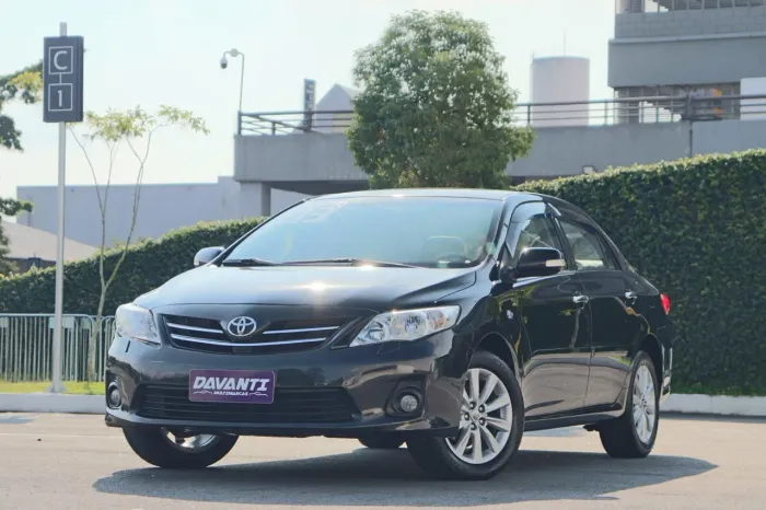 Toyota Corolla Altis 2.0 Flex 16V Aut. 2013