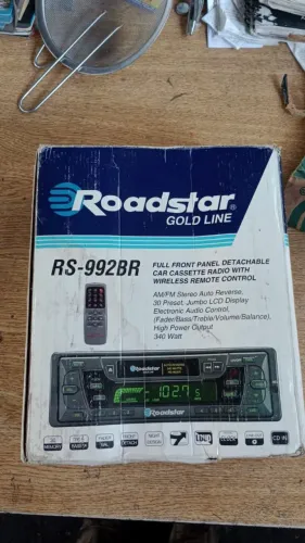 Rádio toca fita Roadstar RS992br novo