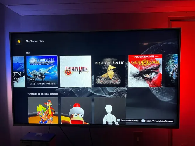 TV Philips 47" com Neon Ambilight