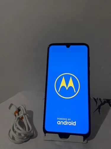 Celular Moto G8 plus 64gb