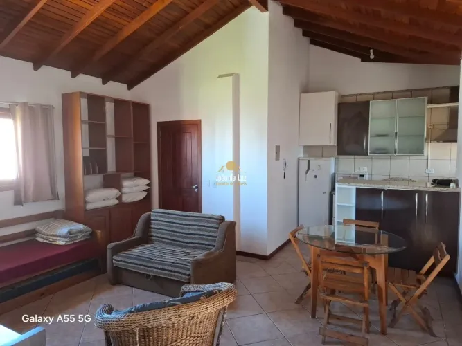 COBERTURA A VENDA EM CANASVIEIRAS 1 DORMITÓRIO.