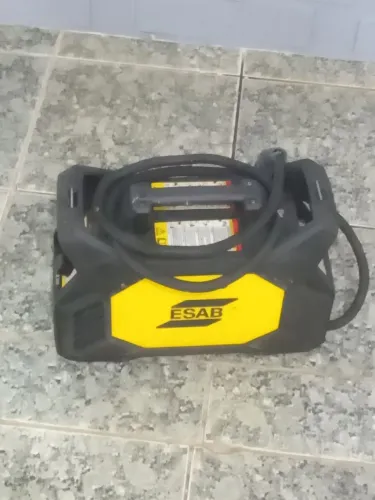 Esab és 300i