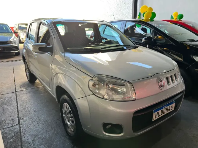 Fiat Uno Vivace/rua 1.0 EVO Fire Flex 8V 5P 2012