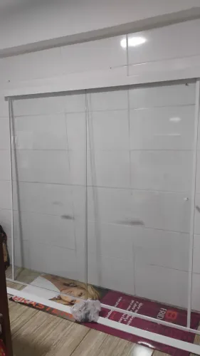 Box vidro temperado 