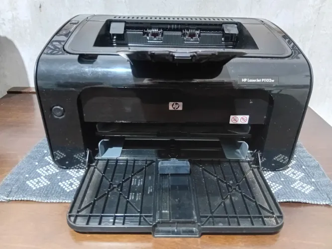 Impressora HP LaserJet P1102w (Wi-Fi) - Perfeito Estado!