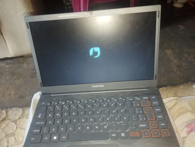 Notebook positivo vision c14