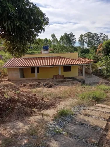 Chácara com 3 dormitórios à venda, 1600 m² por R$ 260.000 - Pedras - Itatiaiuçu/MG