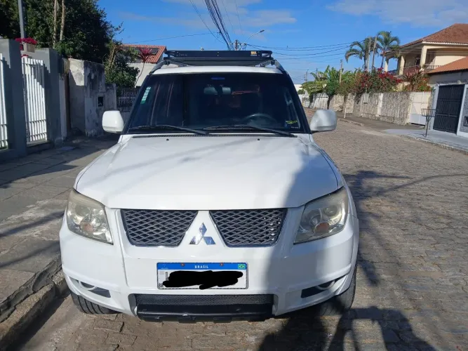 Mitsubishi Pajero TR4 2.0 Flex 16V 4X2 Mec. 2012