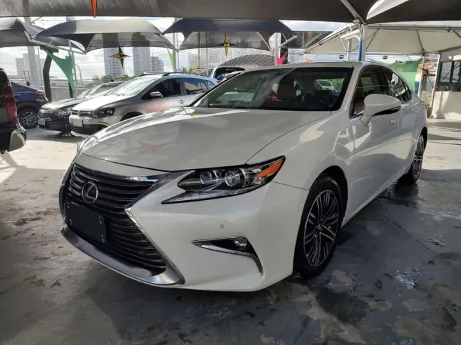 02-Lexus ES-350 3.5 24V 284cv 2018