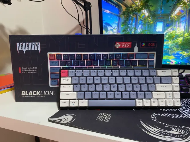 Teclado Gamer Mecânico Revenger Blacklion