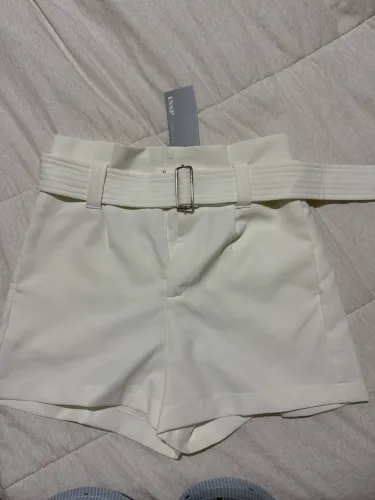 Shorts branco/off white Novo P