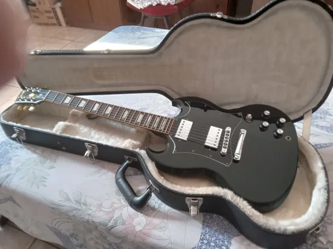 Guitarra Gibson SG Standar Ebony