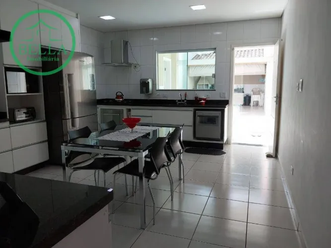 Sobrado com 4 dormitórios à venda, 214 m² por R$ 1.350.000,00 - Parque São Domingos - São