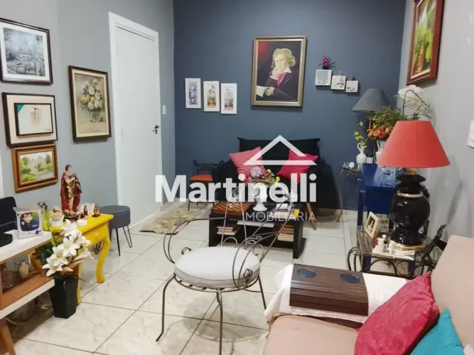 Casa térrea à venda no Bairro Vila Albertina, próximo ao Parque Tom Jobim - Ribeirão Preto