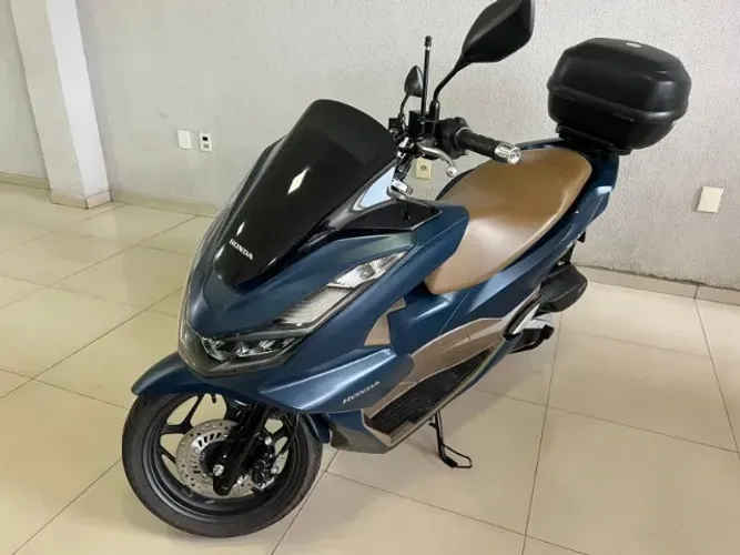 HONDA PCX 160 DLX 2023 COM APENAS 33MIL KM RODADOS