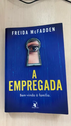 Livro: A empregada
