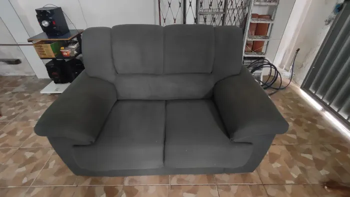 Vende-se sofá 2 lugares
