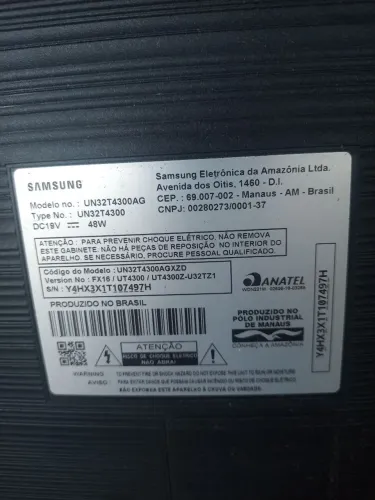 Tv Samsung 32 com tela tricando para aproveitar peças
