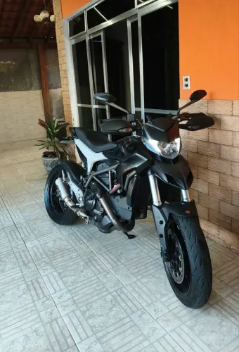 DUCATI/HYPERMOTARD 821