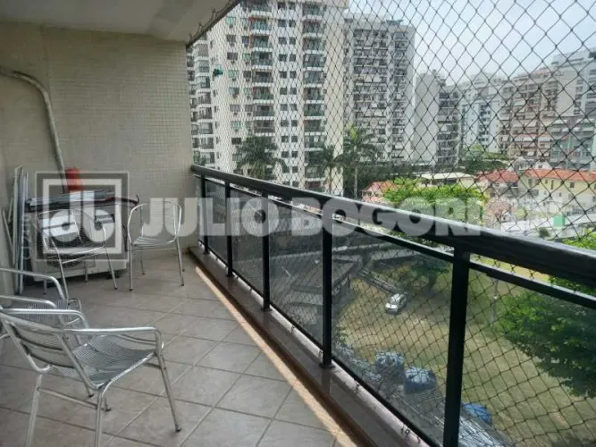 Apartamento - / Residencial / Icaraí