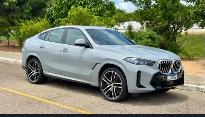 BMW 3.0SI E3 2024