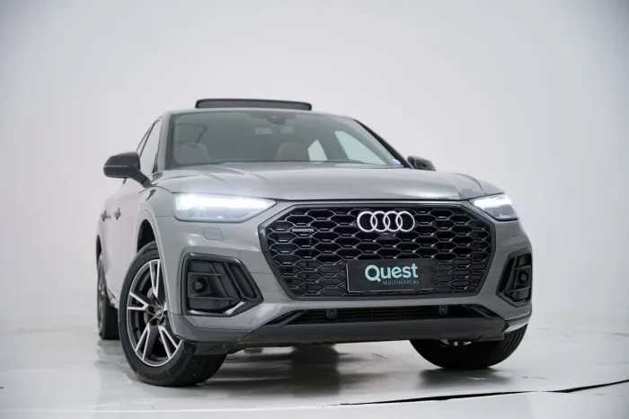 Audi Q5 SB P Black. 2.0 TFSIe S.tr. QT (hib.) 2024