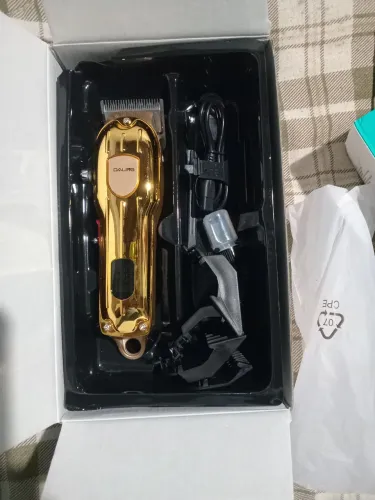 Máquina de cortar cabelo a bateria 