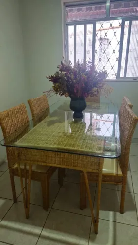 MESA DE JUNCO