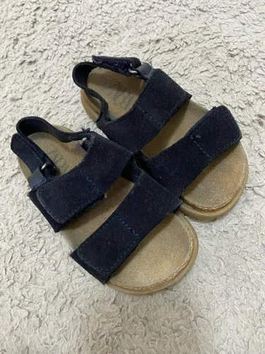 Sandália couro,infantil,Zara TAM 25