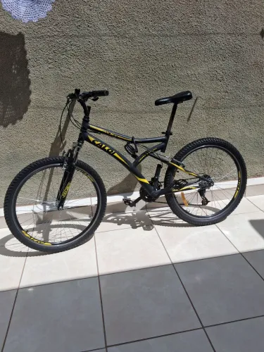 Bicicleta Caloi Andes MTB Aro 26 seminova