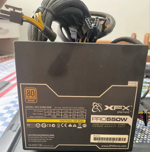 Fonte XFX PRO 550W 80 Plus Bronze