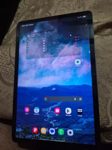Tab s8, 256 gb, 8gb RAM, tela trincada na parte superior