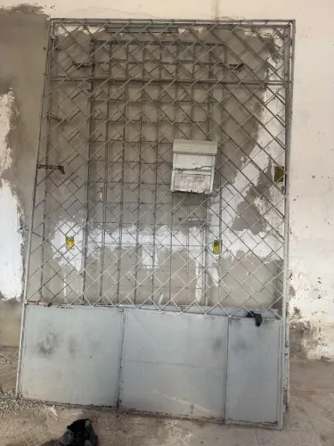 Grade de ferro 1m50cm de cada lado 