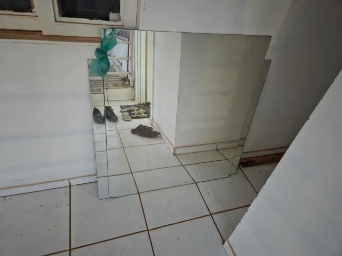 Espelhos Grandes - Dois pelo preço de um !
