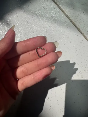 PIERCING 