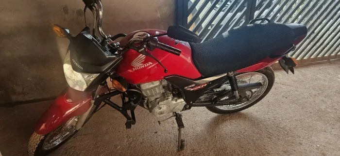 ? VENDO CG 125 CARBURADA 2014 ?