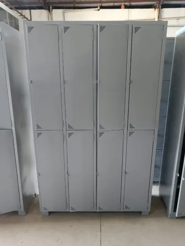 Fornecemos Armario de aço de 8 portas longas