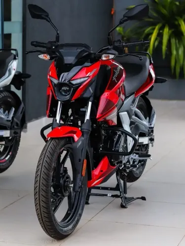 Bajaj Pulsar N150 0km com abs e painel digital 2026/2026