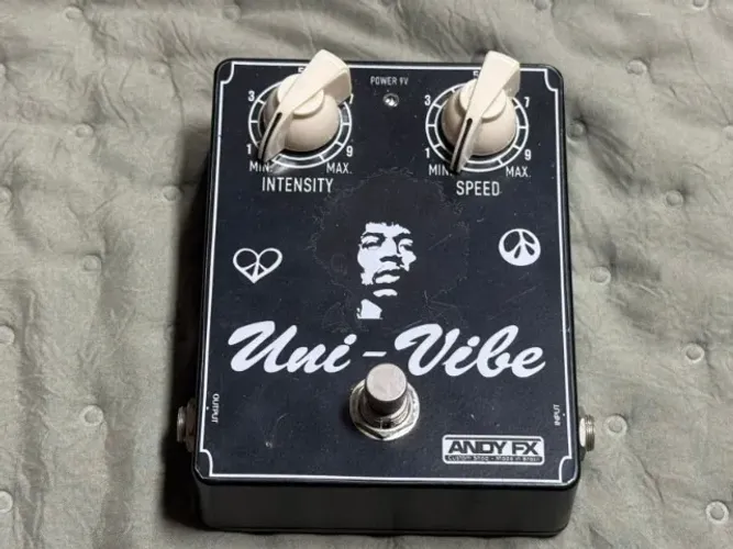Pedal de Guitarra - Uni-Vibe Andy FX