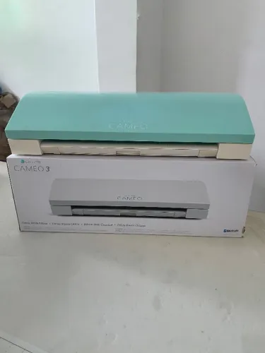 Silhouette cameo 3