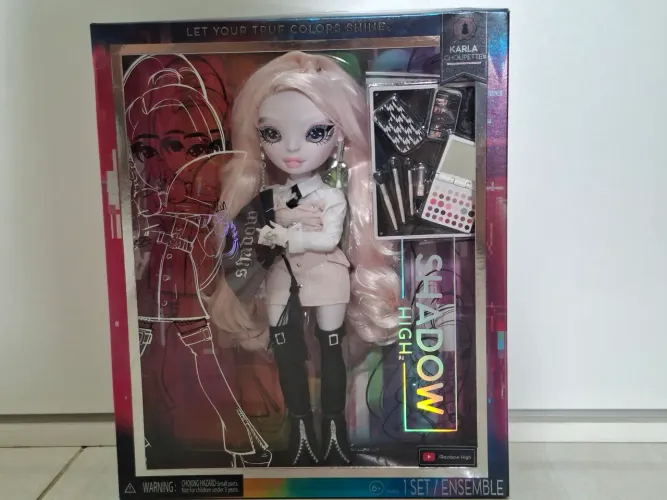 Boneca Rainbow High Shadow High Karla Choupette Pink