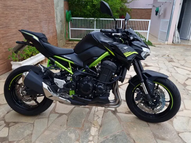 Z 900