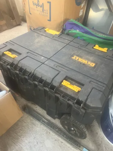 Caixa baú dewalt 