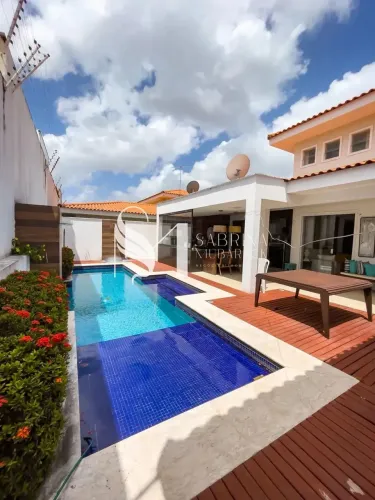 Imóvel para venda possui 267 metros quadrados com 4 quartos em Turu - São Luís - MA