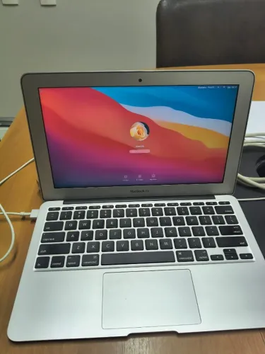 MacBook Modelo A1465