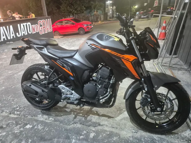 Yamaha FZ25 Connected ABS 2025