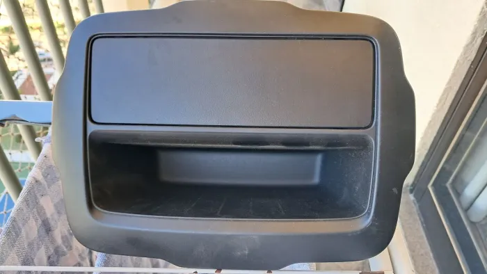 Porta-objetos superior do painel Jeep Renegade original.